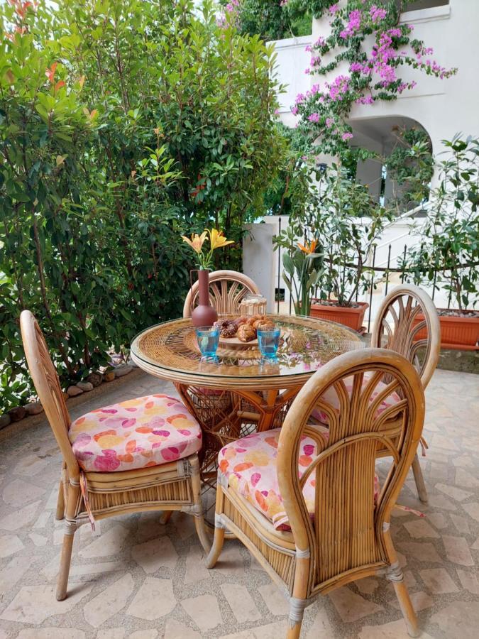 Passiflora Apartment - Near The Sea بار المظهر الخارجي الصورة